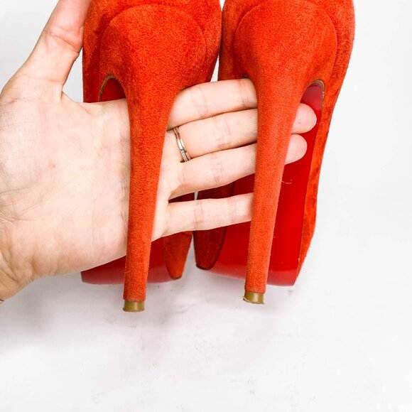 Christian Louboutin Fiery Red Peep-Toe Heels - Picture 6 of 10